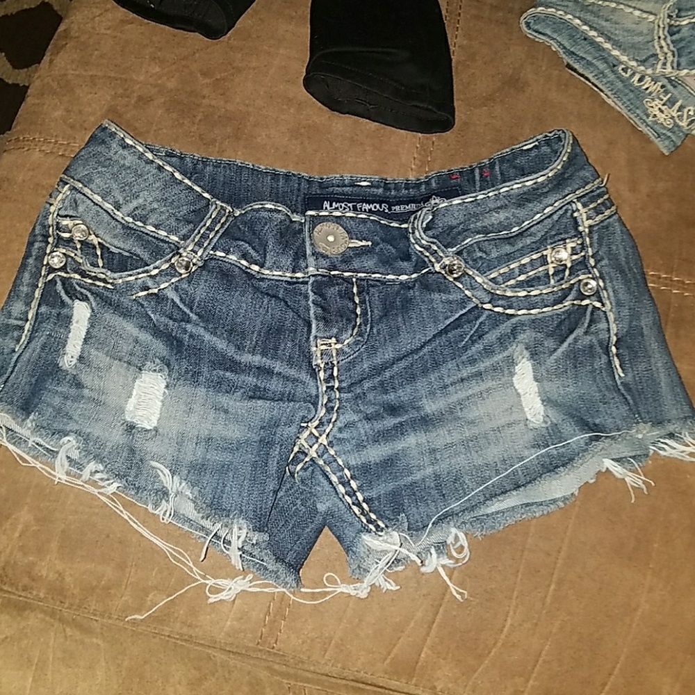Almost famous denim shorts